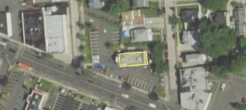 559 Merrick Rd