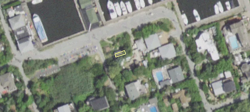 22 Evergreen Ave