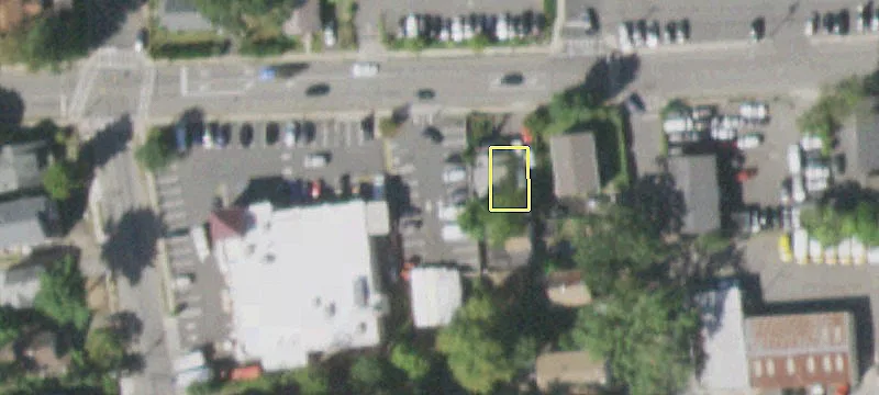 135 Maple Ave