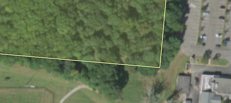 31 Zukor Rd