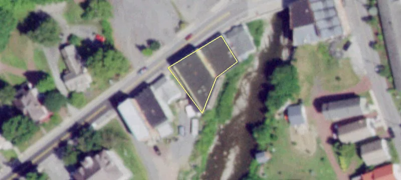 11-15 Main St