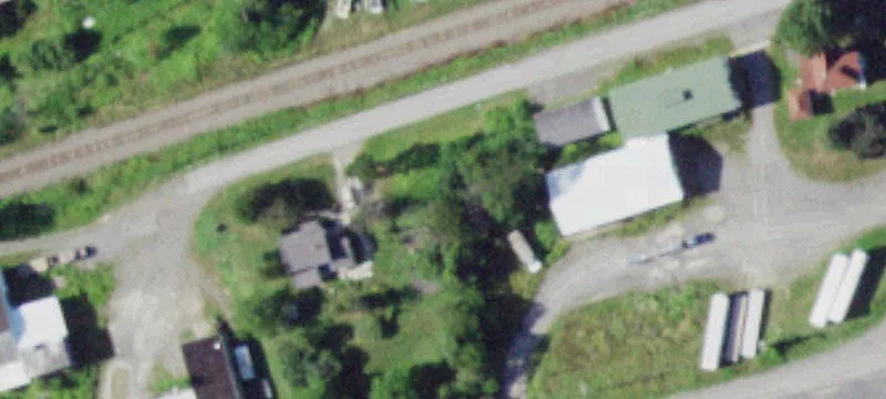 11 Railroad Ave