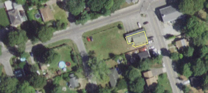 76 Neighborhood Rd