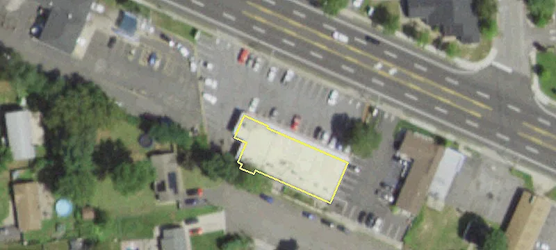 626 Horseblock Rd