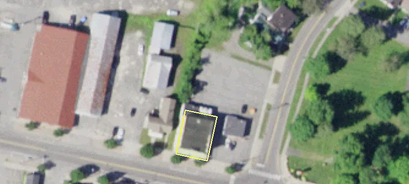 137 Main St