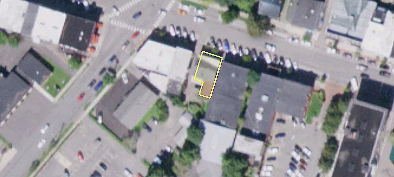 143 Main St