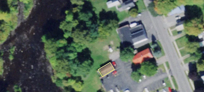 45 Riverside Dr