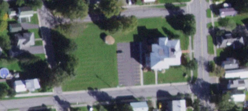 735 Utica St