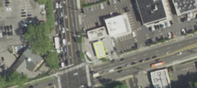1021 Northern Blvd