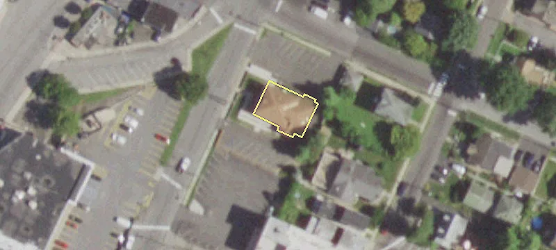 5 Lawn Ave