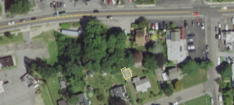 148 Hallock Ave