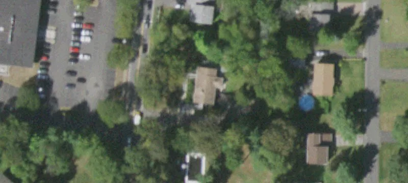329 Clarkstown Rd