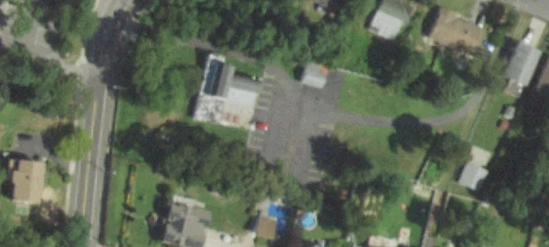 55 Lk Shr Rd