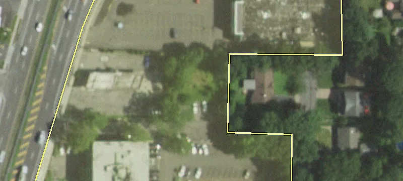 734 Walt Whitman Rd