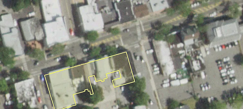 490 Main St