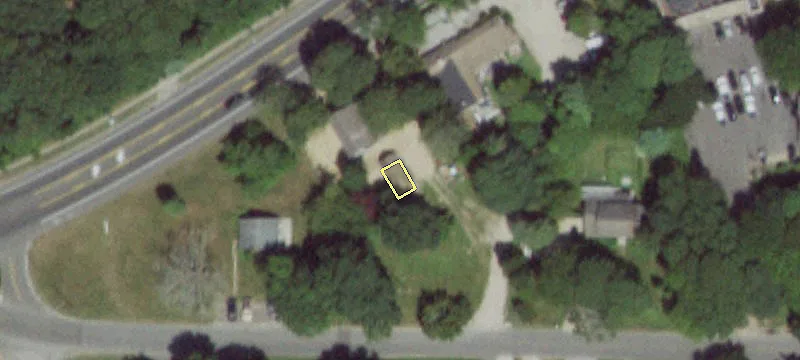 404 Pantigo Rd