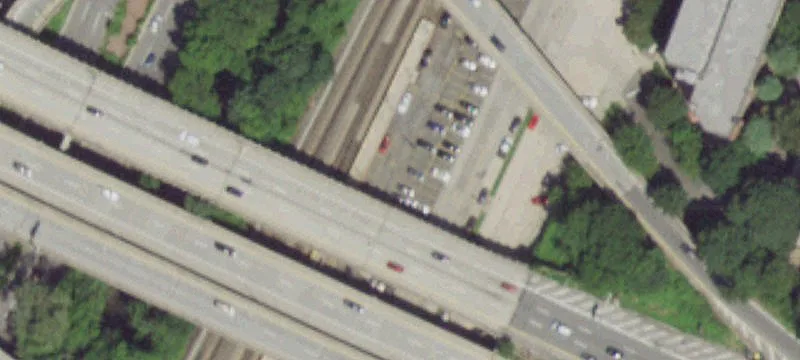 Mac Questen N Pkwy