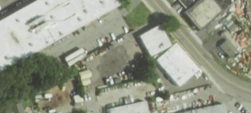8 Bethpage Rd