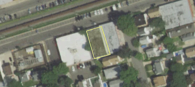 910 3rd Ave