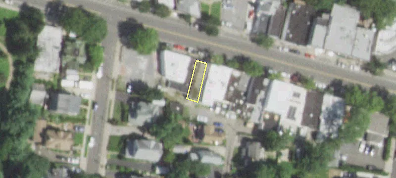 182 Main St
