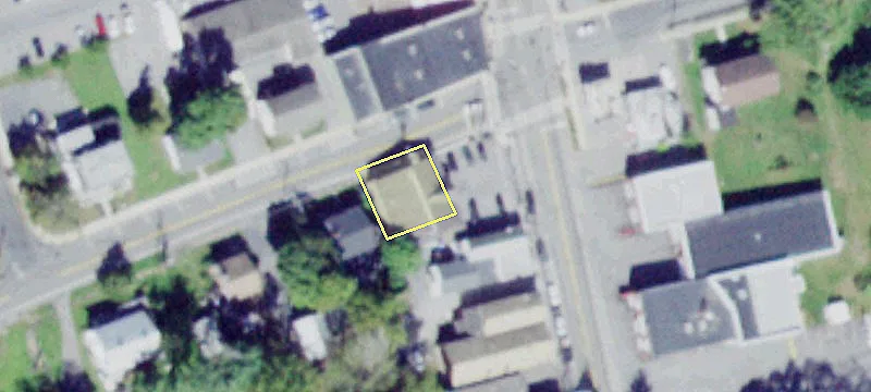 8 Main St