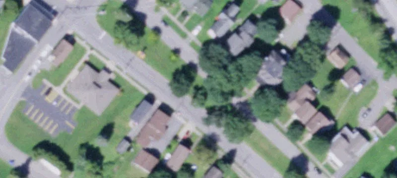 Utica St