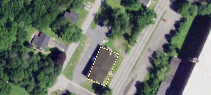41 Gates Ave