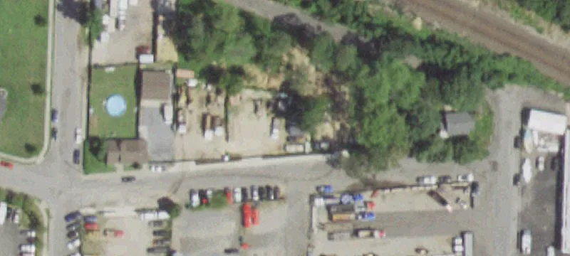 Commercial Ave