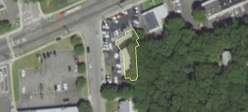 8 Middle Country Rd