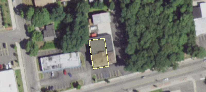 1135 Montauk Hwy