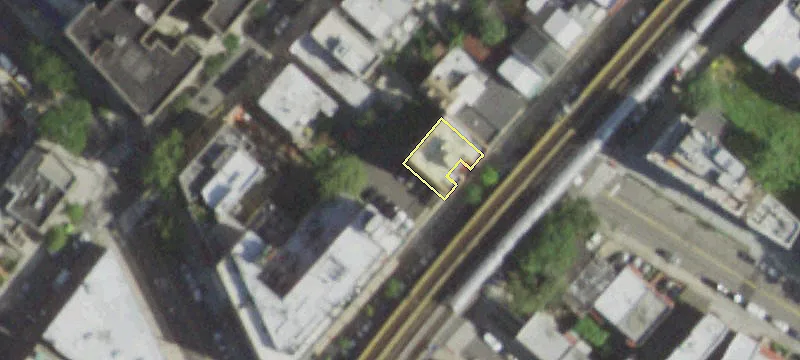 31 St St