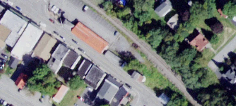 22 Lowr Main St
