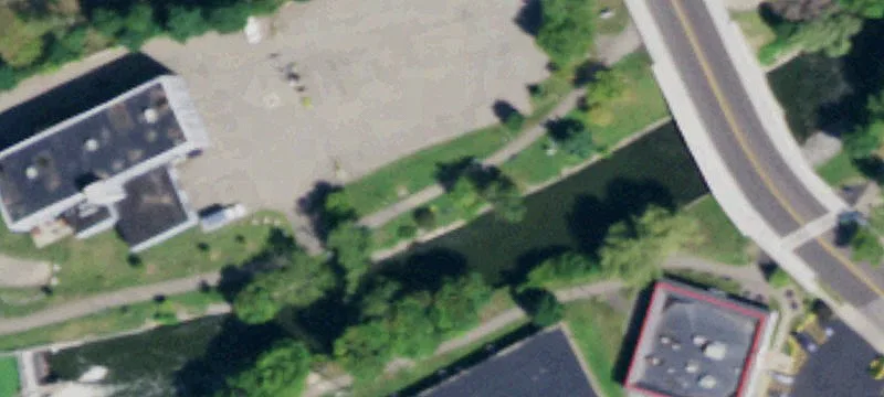 Main St