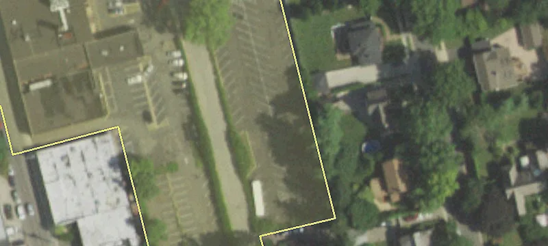 Woodview Rd