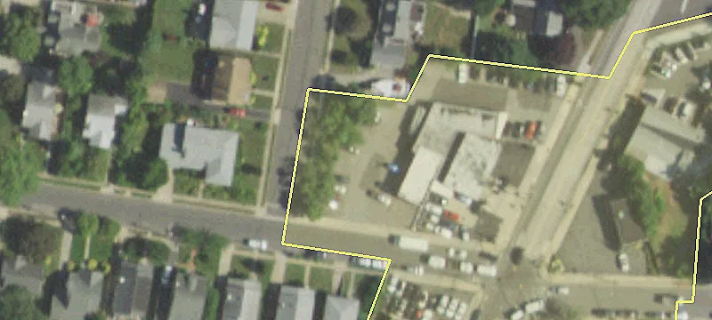 Seaman Ave