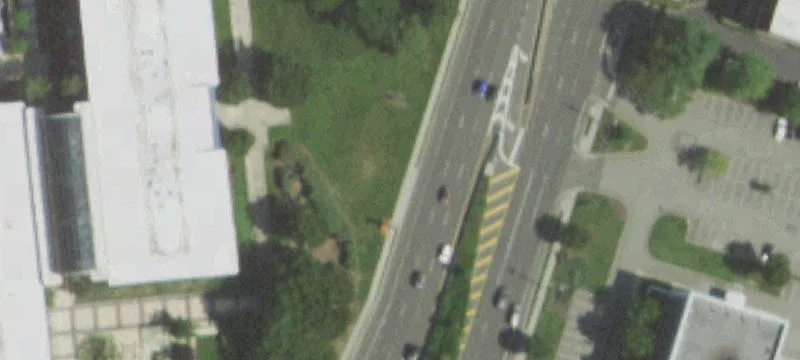 300 Broadhollow Rd