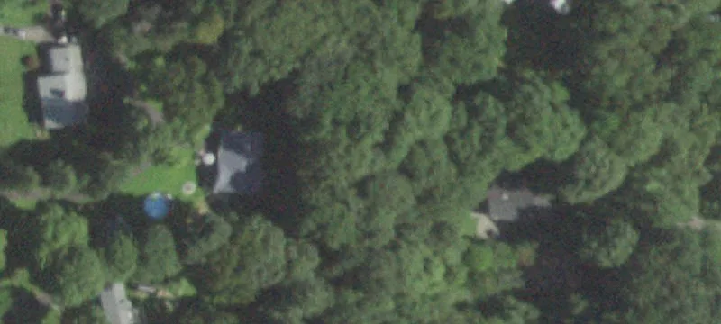 18 Highclere Ln