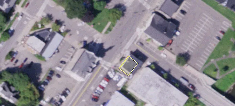 2 Main St