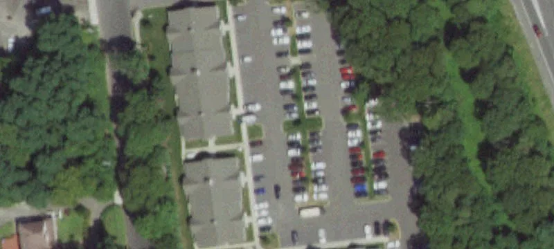 23 Howell Ave