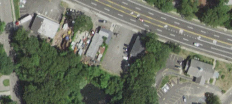 Horseblock Rd