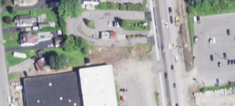 Comrie Ave
