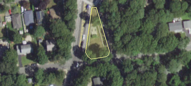 Mastic Rd