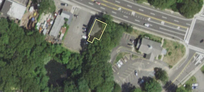 Horseblock Rd