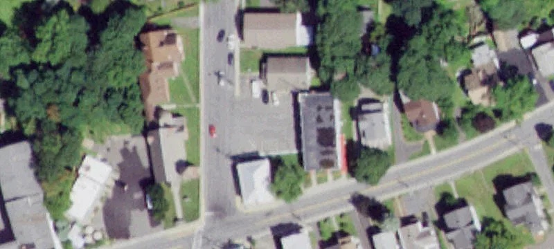 Maple Ave