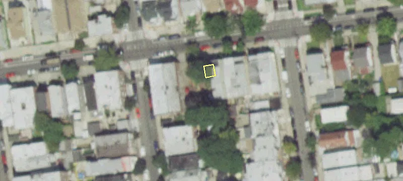 32 Ave Avenue