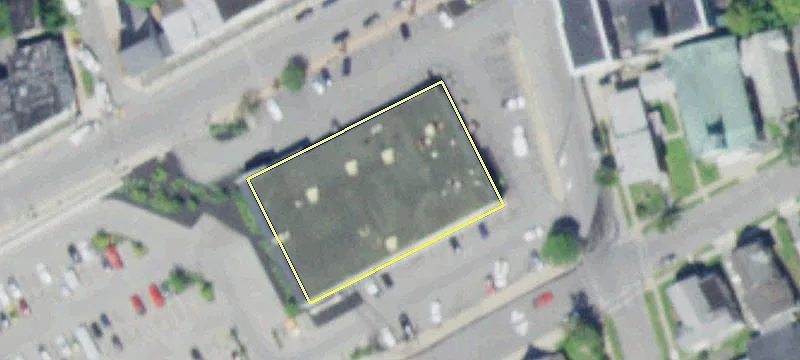 625 Main St