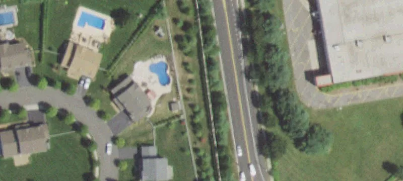 Moriches Rd