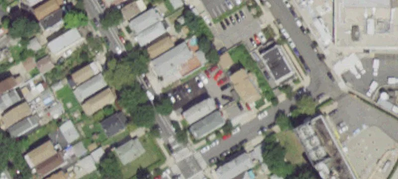 Hering Ave