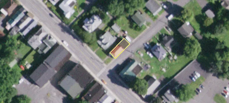 466 Main St