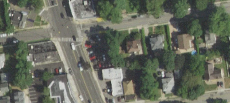 32 Mineola Ave